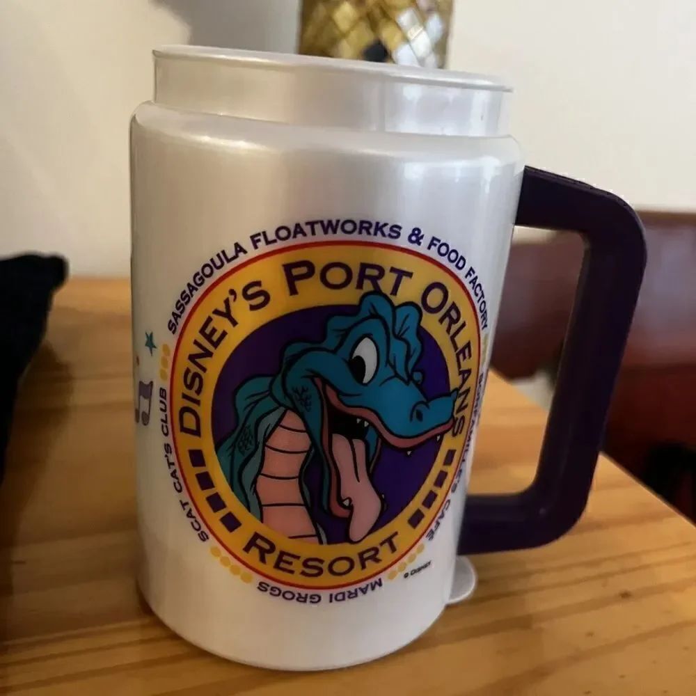 Vintage Walt Disney World Port Orleans Resort 13oz Refillable Mug Cup Alligator